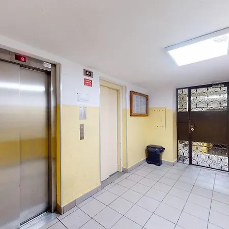 Blossom Metro Politechnika Centre شقة وارسو
